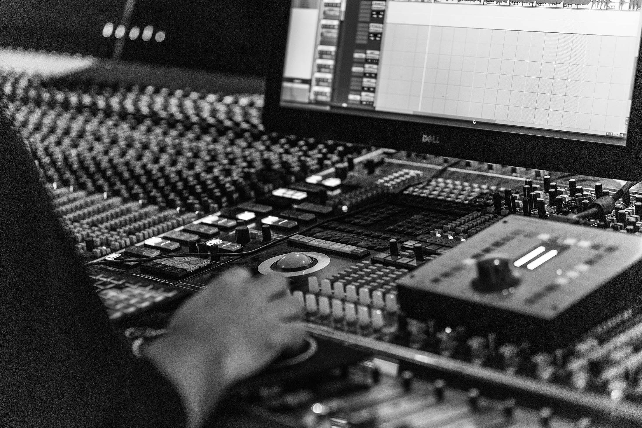 Studio-Bohus-mix